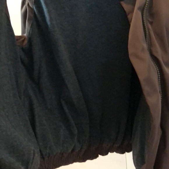 Gap Puffy Vest - Picture 2 of 8